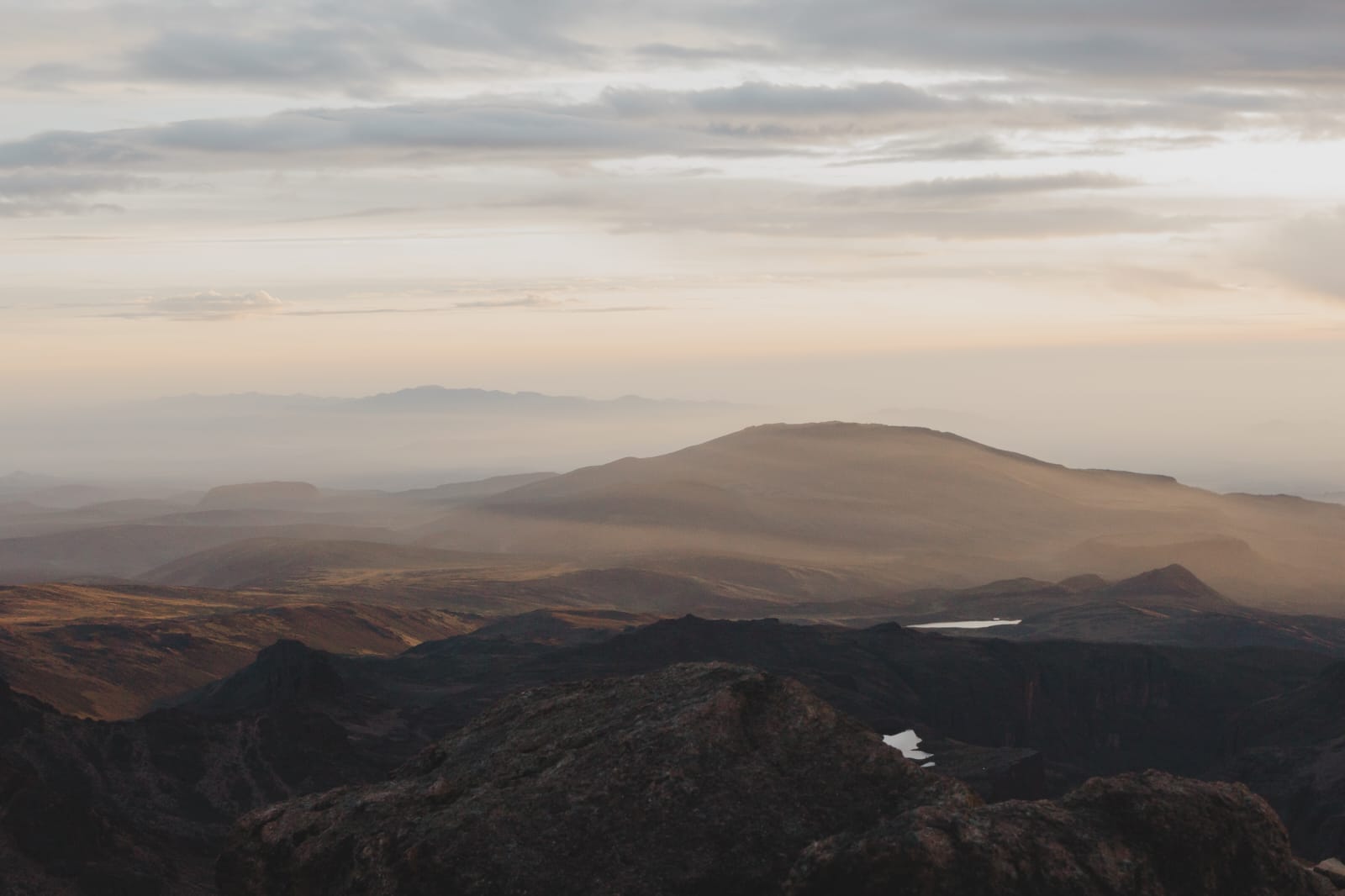 Shipton Camp to 4200m -Summit Point Lenana (4,985 m) – Descent to oldmoses Camp-3300m – Return to Nairobi
